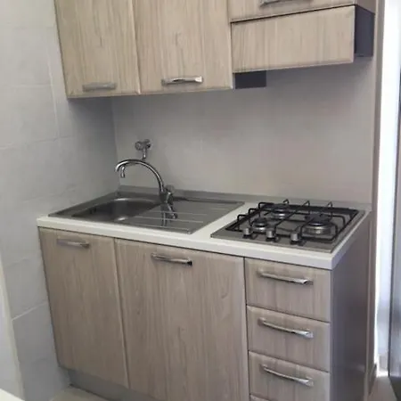 Villaggio San Lorenzo Вьесте