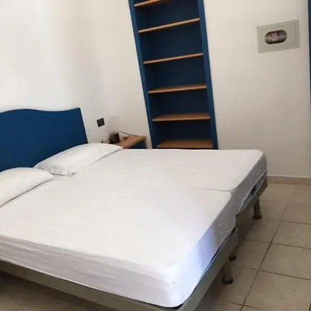 Villaggio San Lorenzo 4* Вьесте