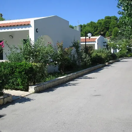 Villaggio San Lorenzo Вьесте