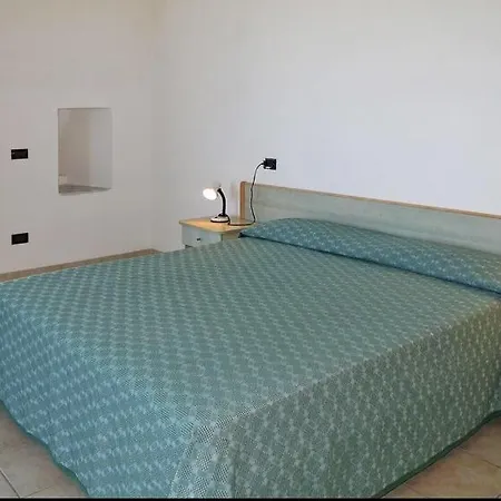 Villaggio San Lorenzo База отдыха Вьесте