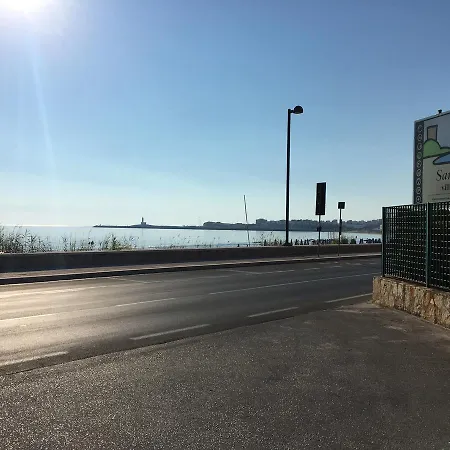 ホリデーパーク Villaggio San Lorenzo ヴィエステ